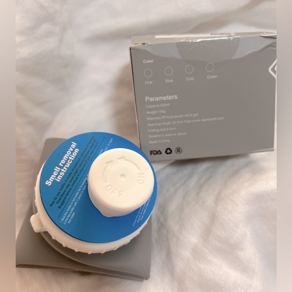 ✨BRAND NEW✨ Mini Foldable Bottle - Gray/White - Picture 8 of 9